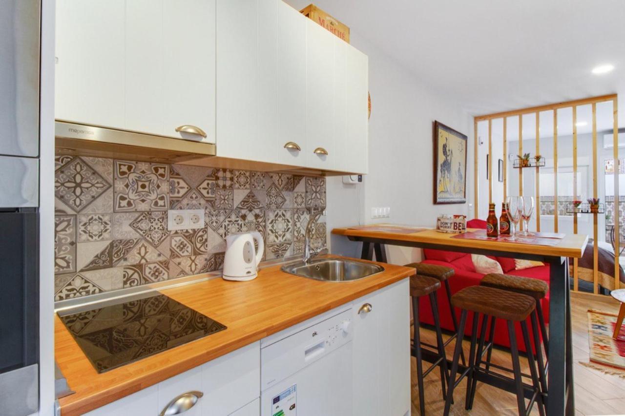 Holidays2Malaga Alameda Barcelo Parking&High Speed WIFI Bagian luar foto