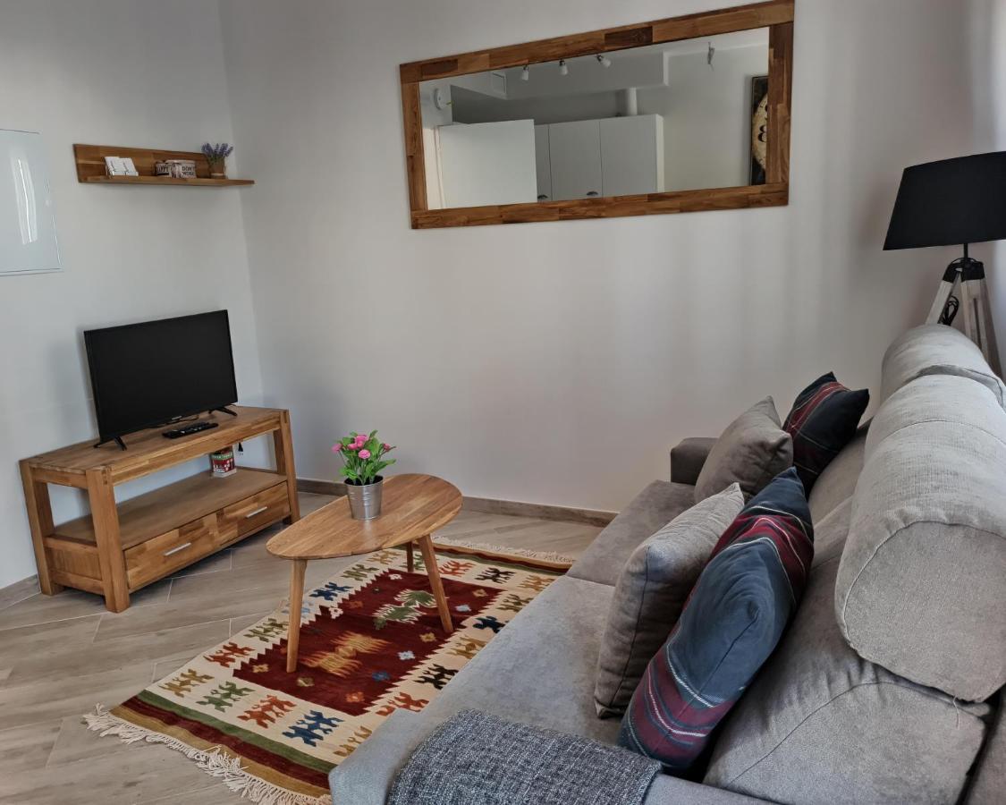 Holidays2Malaga Alameda Barcelo Parking&High Speed WIFI Bagian luar foto